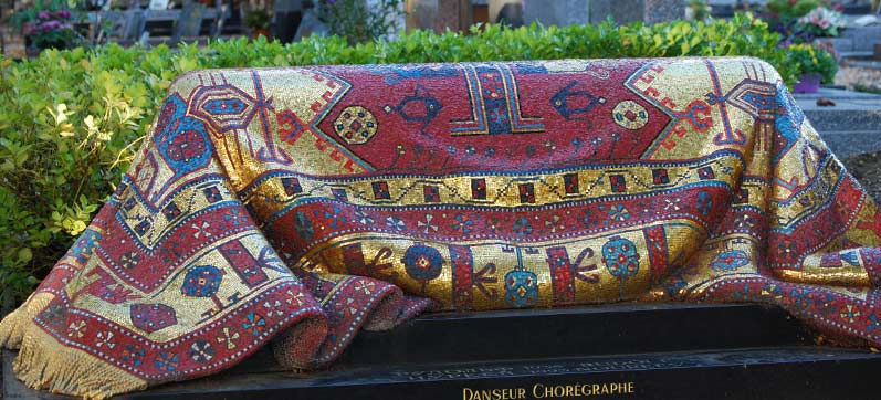 Rudolf Nureyev Grave